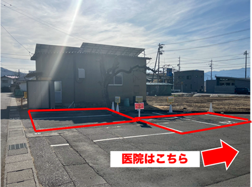 医院正面駐車場2